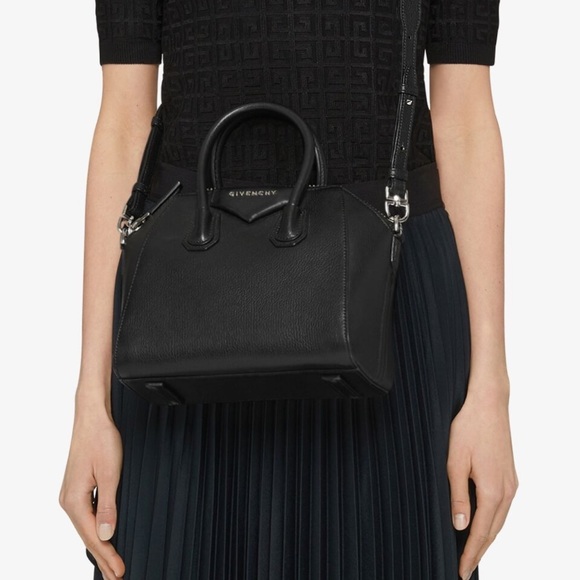 Givenchy Mini Antigona Sugar Leather Satchel - Picture 2 of 9